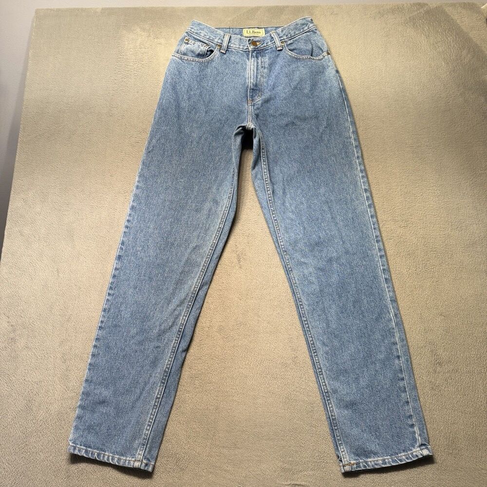 L.L.Bean Relaxed Fit Jeans Womens Size 6 M/T Medium Wash Straight Leg Denim